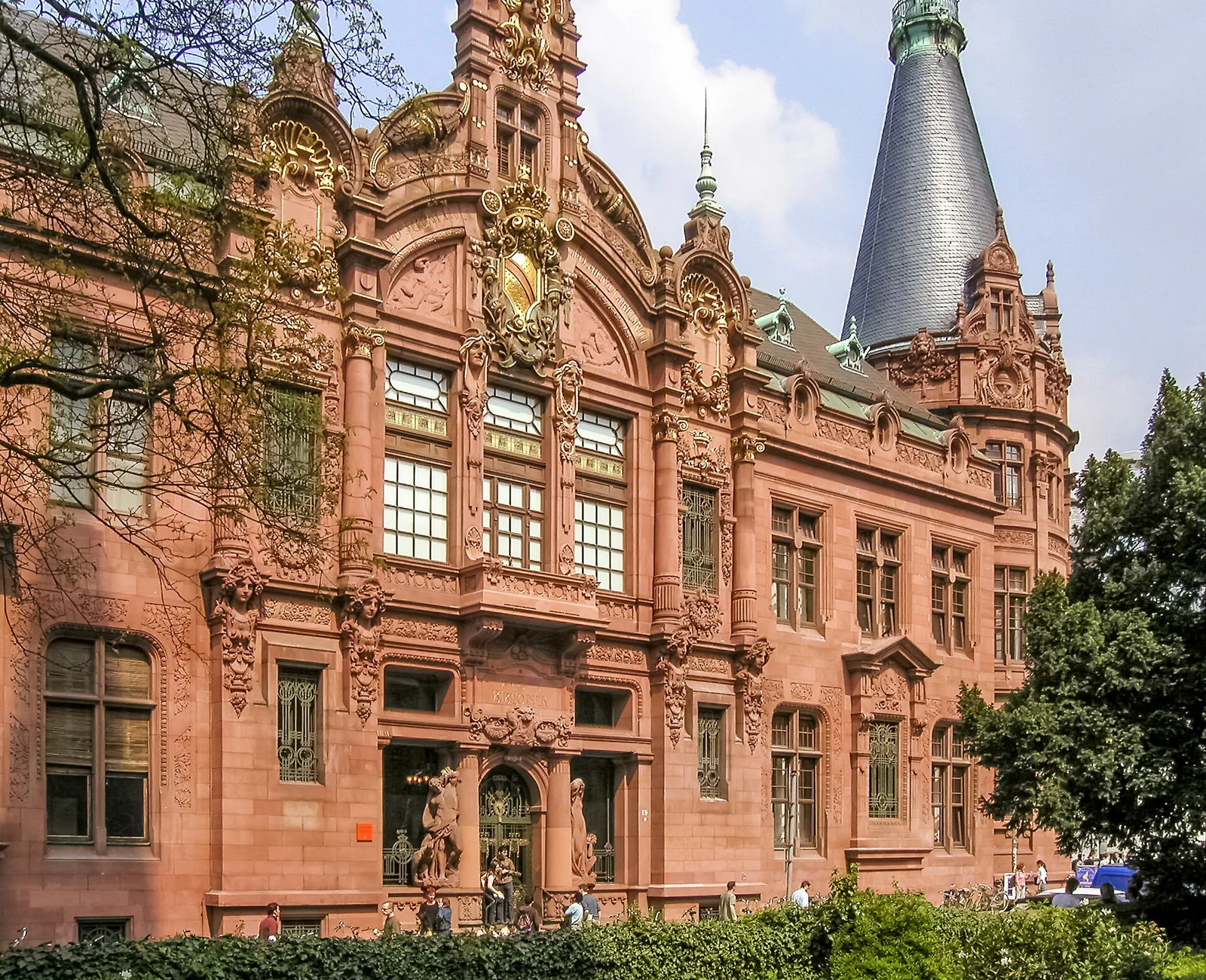 Fachada da biblioteca da Universidade de Heidelberg, na Alemanha.
